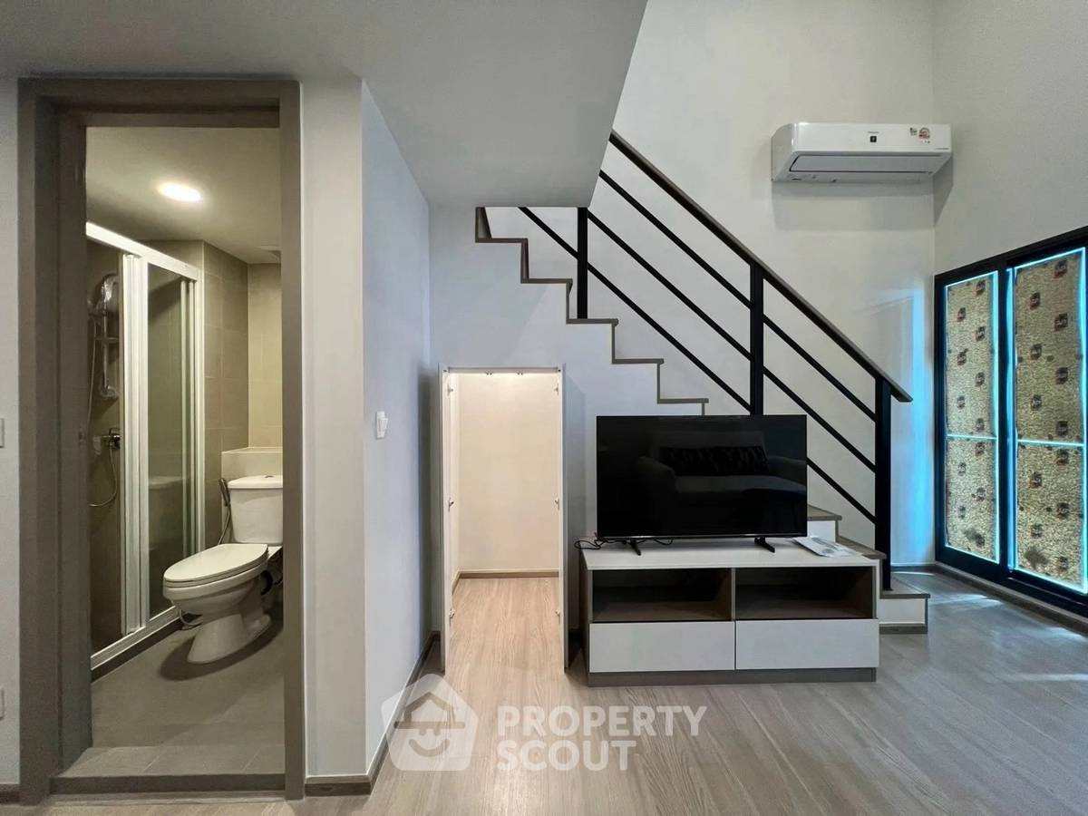 picture 1-BR Condo at Aspire Sukhumvit-Rama 4 near BTS Phra Khanong (ID 3323324) - 4/9