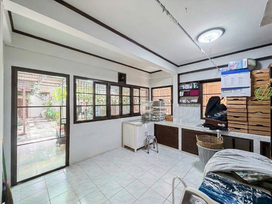 รูป ขาย บ้านเดี่ยว เมืองทองการ์เด้น พัฒนาการ 65 หลังมุม 140 ตร.ว. เหมาะบ้านพร้อมออฟฟิศ - รูปที่ 8/20