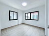 listing thumbnail image 15