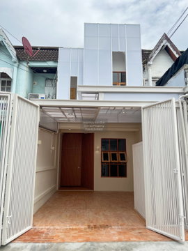 ขายทาวน์เฮ้าส์/ทาวน์โฮม  บ้าน อยู่เจริญ ลาดพร้าว 101 รีโนเวทใหม่ MRT-ลาดพร้าว 101 (สายสีเหลือง) หัวหมาก เขต บางกะปิ กรุงเทพ CX-146509 ✅ ทักไลน์ @connexproperty ตอบทันที ทีมงานมืออาชีพ ✅