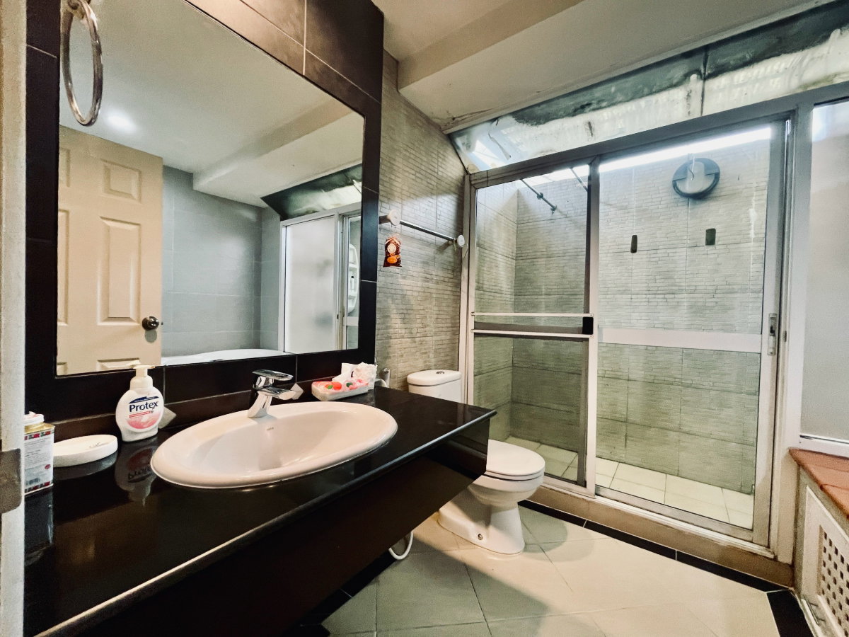 รูป ขายบ้านเดี่ยว หมู่บ้านสกุลธร วัชรพล 2/3 ขนาด 55.5 ตร.ว. ใกล้ถนนตัดใหม่! รีโนเวทใหม่ทั้งหลัง - รูปที่ 15/29
