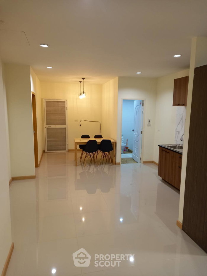 รูป ขายบ้าน 4 ห้องนอน ย่านบางแคเหนือ กรุงเทพฯ 70 ตร.ม. (ID 3323167) - รูปที่ 8/13