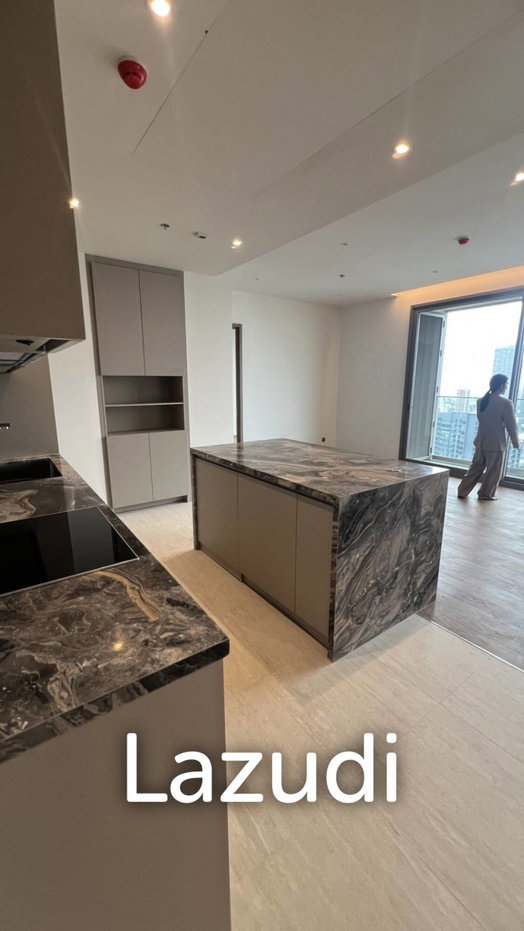 picture Via Ari 90 sqm Skyline Condo on Floor 20 in Phaya Thai - 8/19