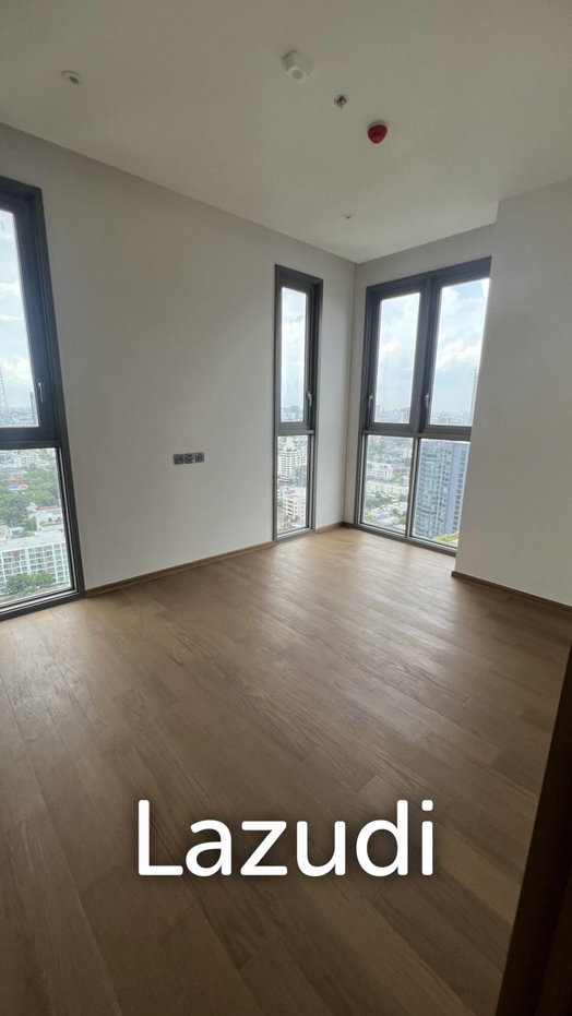 picture Via Ari 90 sqm Skyline Condo on Floor 20 in Phaya Thai - 6/19