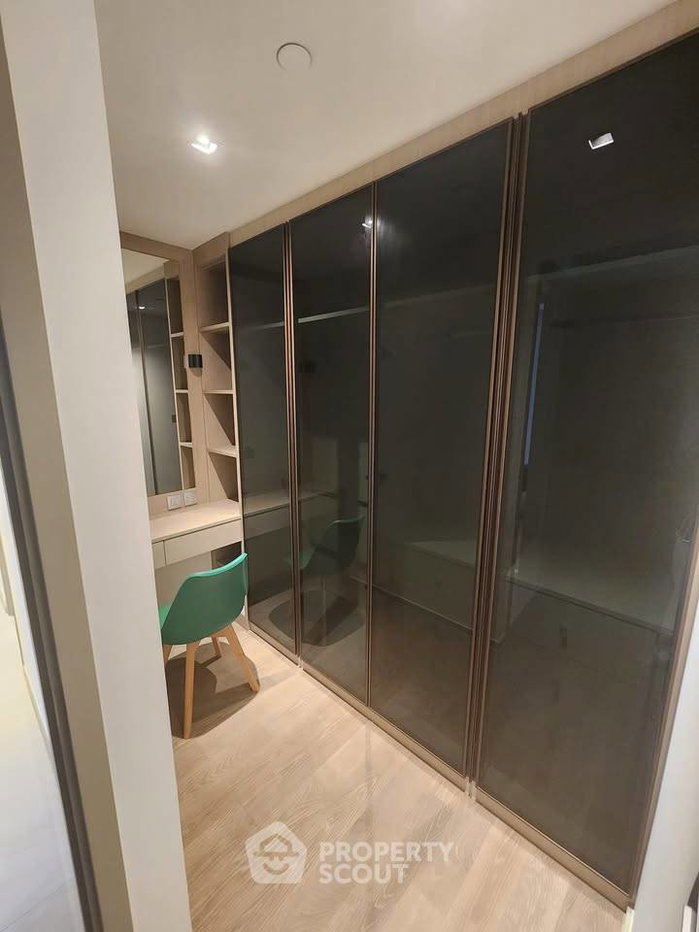 picture 2-BR Condo At Ashton Silom Near BTS Chong Nonsi (ID 3322245) - 5/6