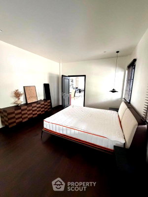 Houses for rent Ruamrudee International School Early Years Campus : 5-BR House in O Ngoen (ID 3324101)