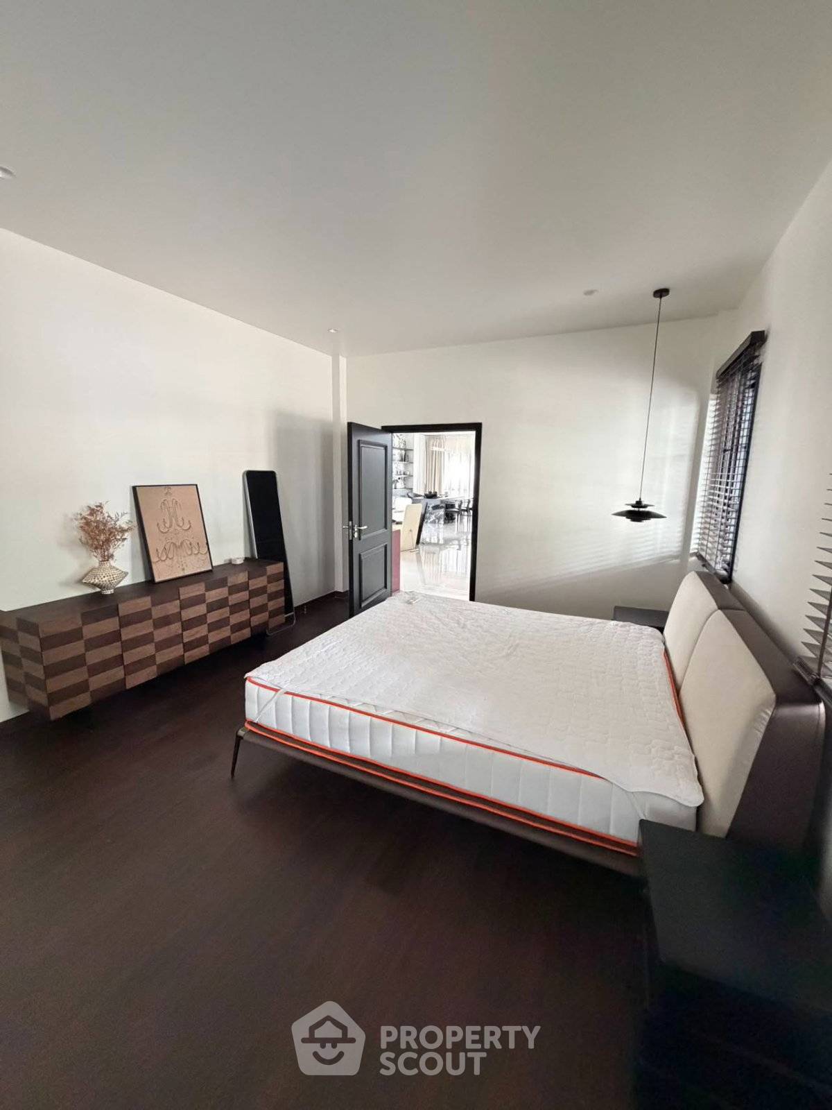 5-bed house for rent, 500 sqm, 125 sq wah, Sai Mai