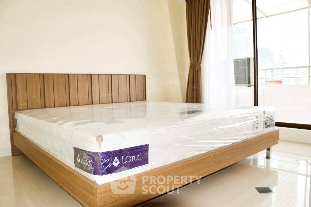 รูป ใกล้ BTS ช่องนนทรี 90 ม. | คอนโด 2 ห้องนอน Diamond Tower Condominium (ID 3303593) - รูปที่ 5/13
