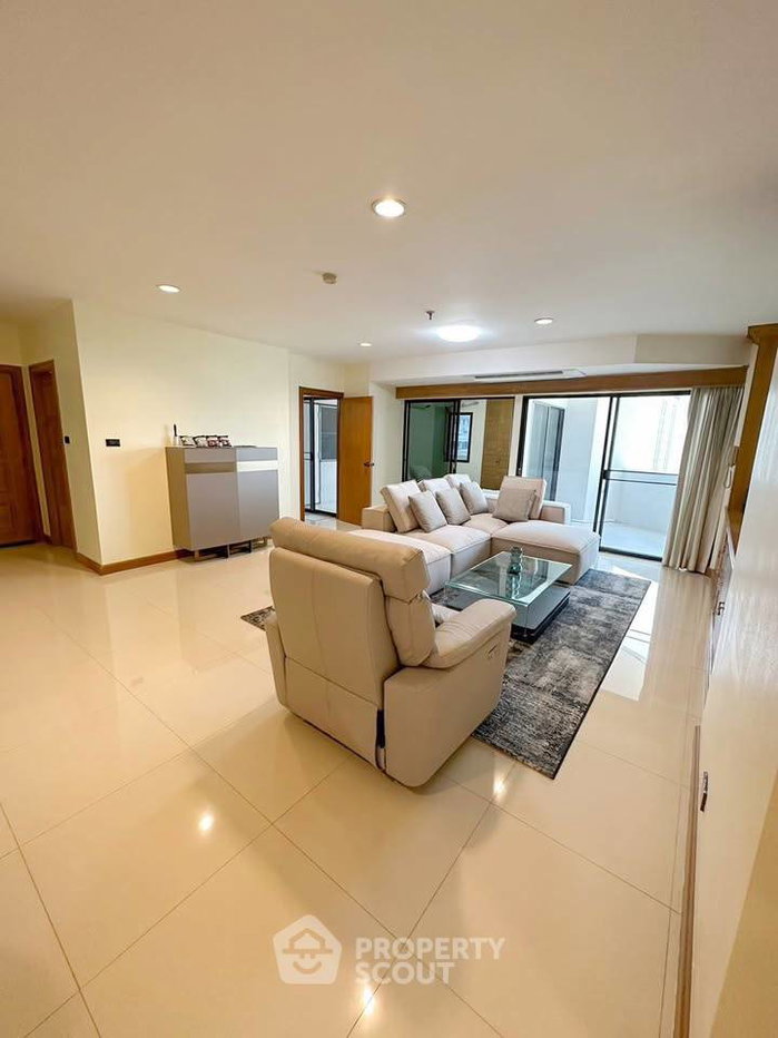 รูป ใกล้ BTS ทองหล่อ 200 ม. 3 ห้องนอน 165 ตร.ม. Fifty Fifth Tower Thonglor (ID 3057866) - รูปที่ 2/18