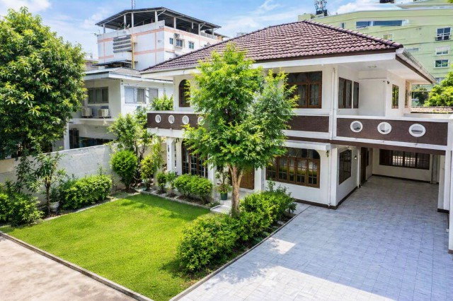 picture 			Vibhavadi Rangsit 14-19 MRT Ratchadaphisek 800m. 2-story detached house Orb International Sch. 2km.           - 1/8
