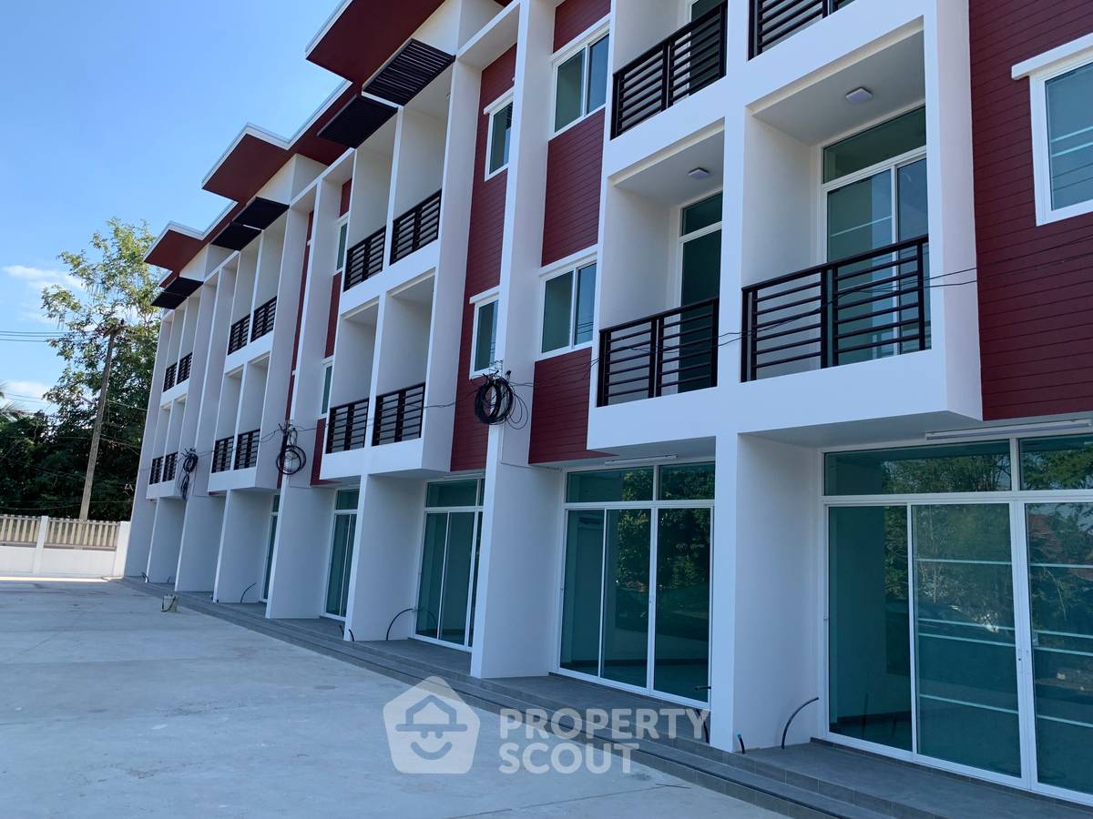 รูป ขายทาวน์เฮ้าส์ 2 ห้องนอน ทำเลช้างเผือก เชียงใหม่ (ID 992526) - รูปที่ 2/31
