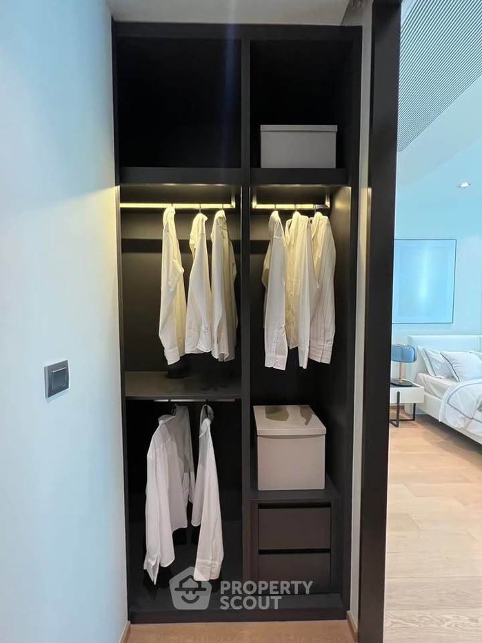 picture 2-BR Condo at 28 Chidlom near BTS Chit Lom (ID 3287535) - 5/8
