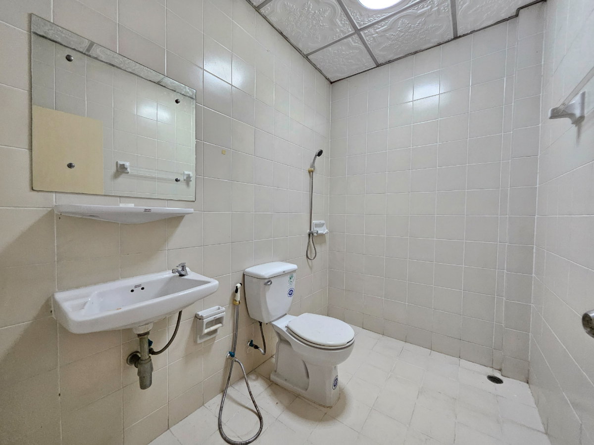 รูป ขาย ทาวน์โฮม หมู่บ้านสินทรัพย์นครการ์เด้น 19.80 ตร.ว. 4 ห้องนอน รีโนเวทใหม่ ราคา 2.1 ล้านบาท - รูปที่ 14/15