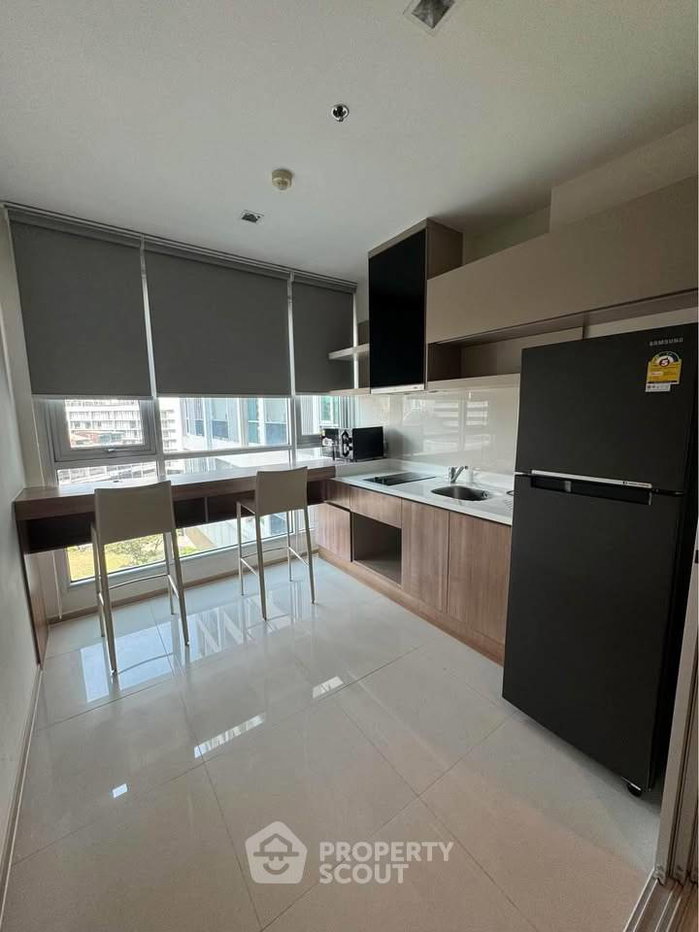 รูป คอนโด 1-ห้องนอน ที่ ริธึ่ม สาทร ใกล้ BTS สะพานตากสิน (ID 3326106) - รูปที่ 3/9