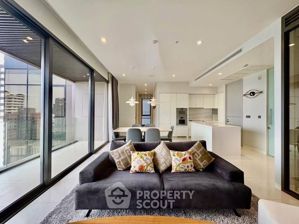 picture 100m To BTS Phrom Phong | 137 Sqm 2-BR At Vittorio Sukhumvit 39 (ID 3326593) - 3/23