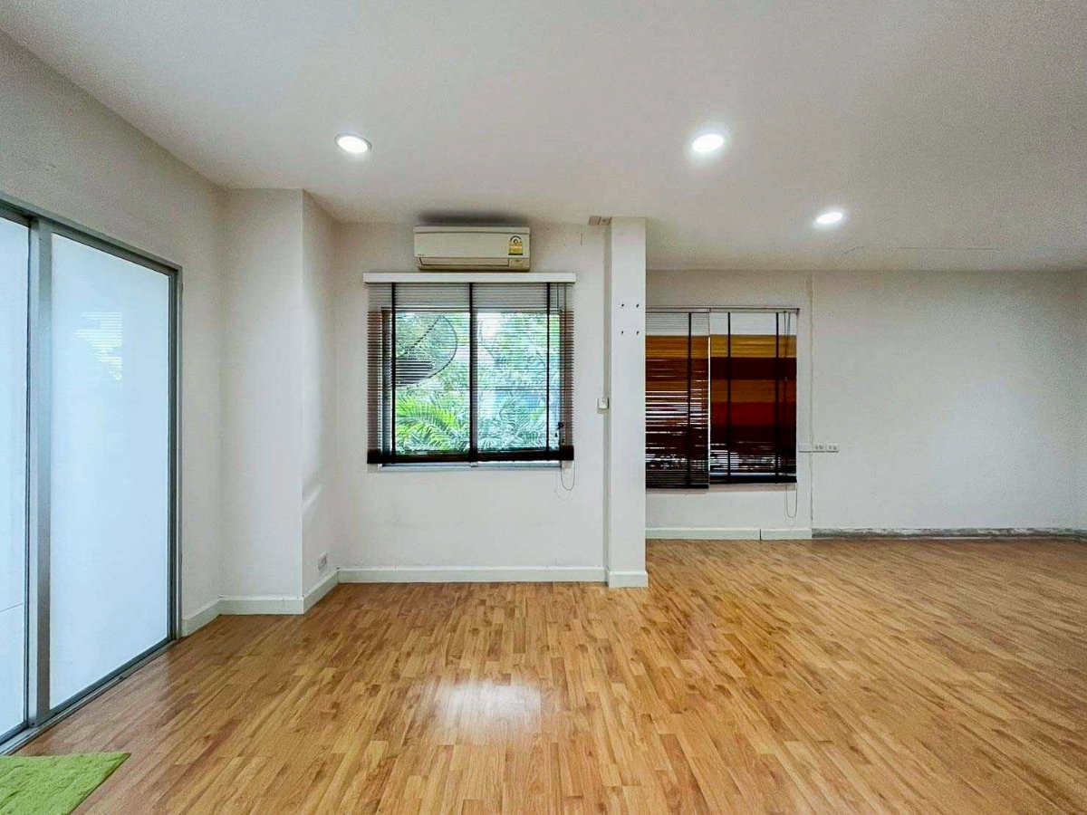 รูป ขาย บ้านเดี่ยว 2 ชั้น หมู่บ้าน Life Bangkok Boulevard พระราม 2 หลังริม 57 ตรว - รูปที่ 2/18