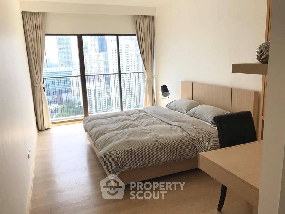 picture 200m To BTS Phrom Phong | 24th-Floor 1-BR Noble Refine (ID 3325952) - 2/4