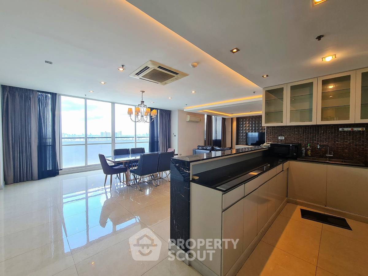 picture 300 Sqm 3-BR Condo At The Fourwings Residence (ID 3173186) - 2/34