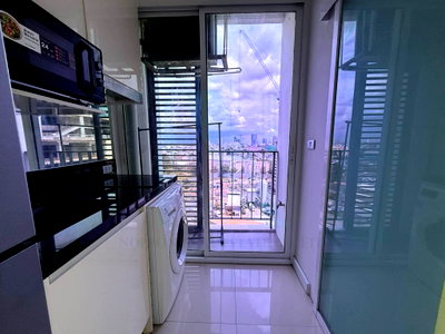 Condos for rent : 🎊 For Rent Condo THE SKY SUKHUMVIT Building A, Floor 12A,Studio, Room size 25.00 sqm
