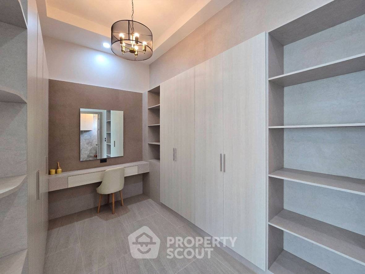 picture 4-BR Villa close to East Pattaya (ID 3314723) - 22/37
