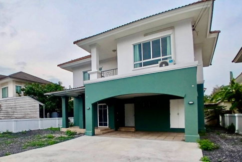 ให้เช่าบ้านเดี่ยว หมู่บ้านภัสสร 13 ซอยสุวินทวงศ์ 86 3 นอน | 3 น้ำ - 100 ตร.ว. ปรับปรุงใหม่ทั้งหลัง