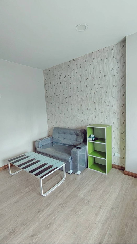 picture Room for sale *close to Bu ðUrgent Saleð - 1/4