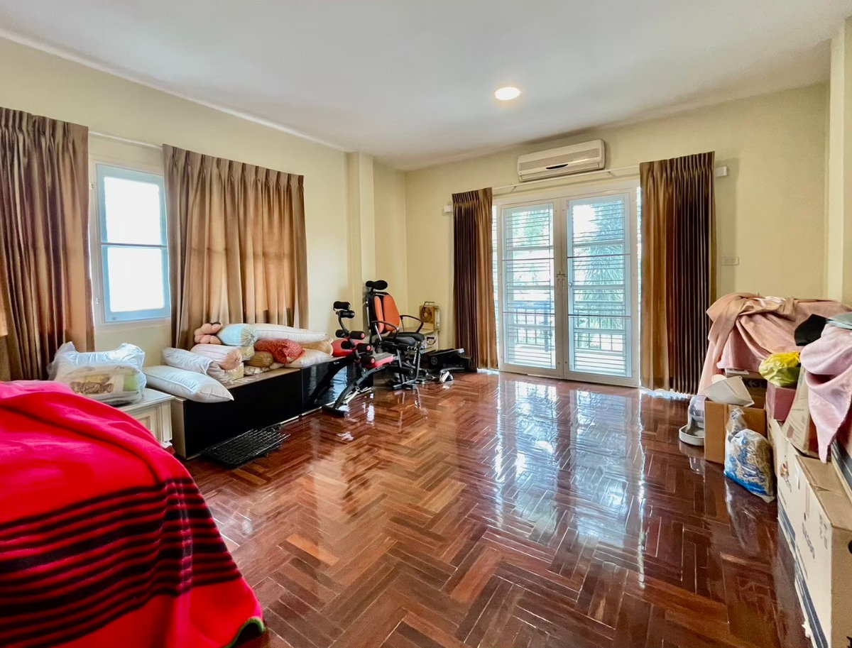 รูป ขายบ้านเดี่ยว หมู่บ้าน สกุลธร ถ.วัชรพล 2/3, 79 ตร.ว. - รูปที่ 12/18