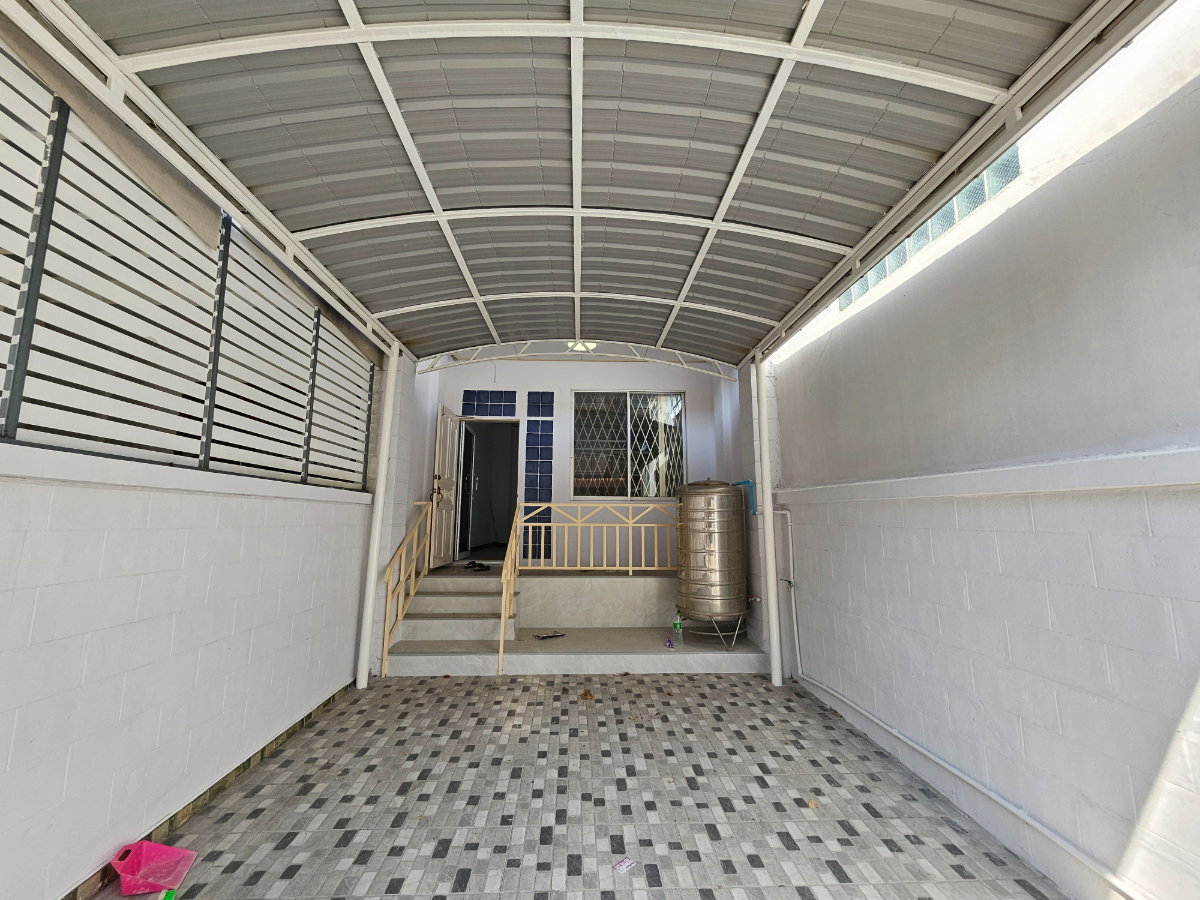 รูป ขาย ทาวน์โฮม หมู่บ้านสินทรัพย์นครการ์เด้น 19.80 ตร.ว. 4 ห้องนอน รีโนเวทใหม่ ราคา 2.1 ล้านบาท - รูปที่ 4/15