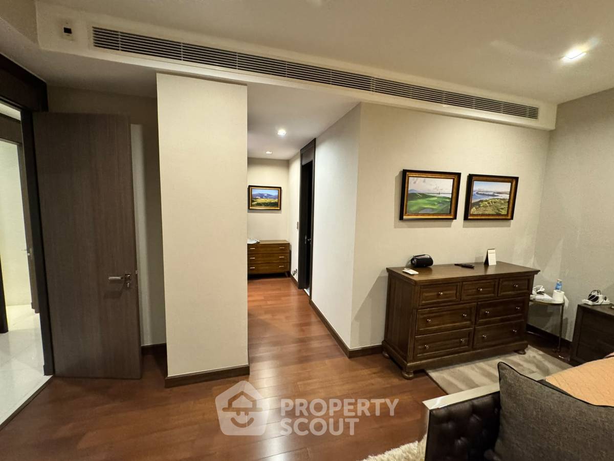 picture 3-BR 241 Sqm 20m To BTS Nana At Q1 Sukhumvit (ID 3323165) - 11/14
