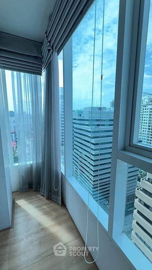 picture 2-BR Condo at Sukhumvit Living Town near MRT Phetchaburi (ID 3325966) - 12/12