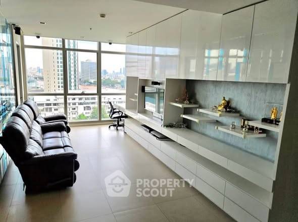 รูป คอนโด 2 ห้องนอน 98 ตร.ม. The River Condominium ห่าง BTS สะพานตากสิน 400 ม. (ID 3326195) - รูปที่ 3/10