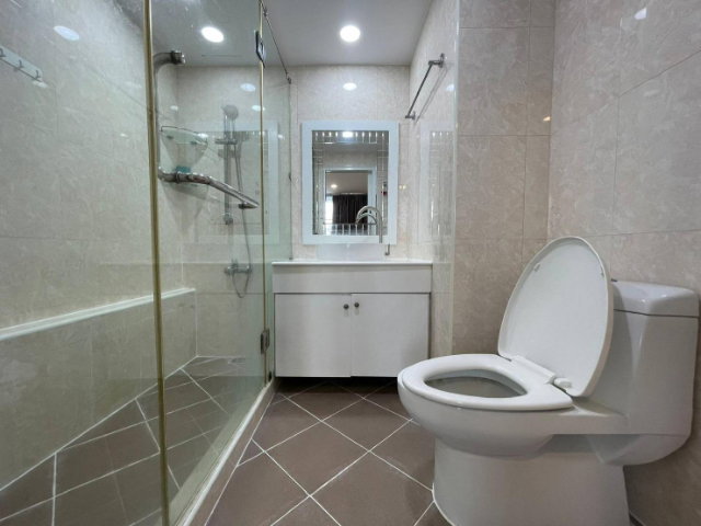 รูป Spacious 3-Bedroom Condo for Rent near BTS Phrom Phong | D.S. Tower 2 Sukhumvit 39 - รูปที่ 6/14