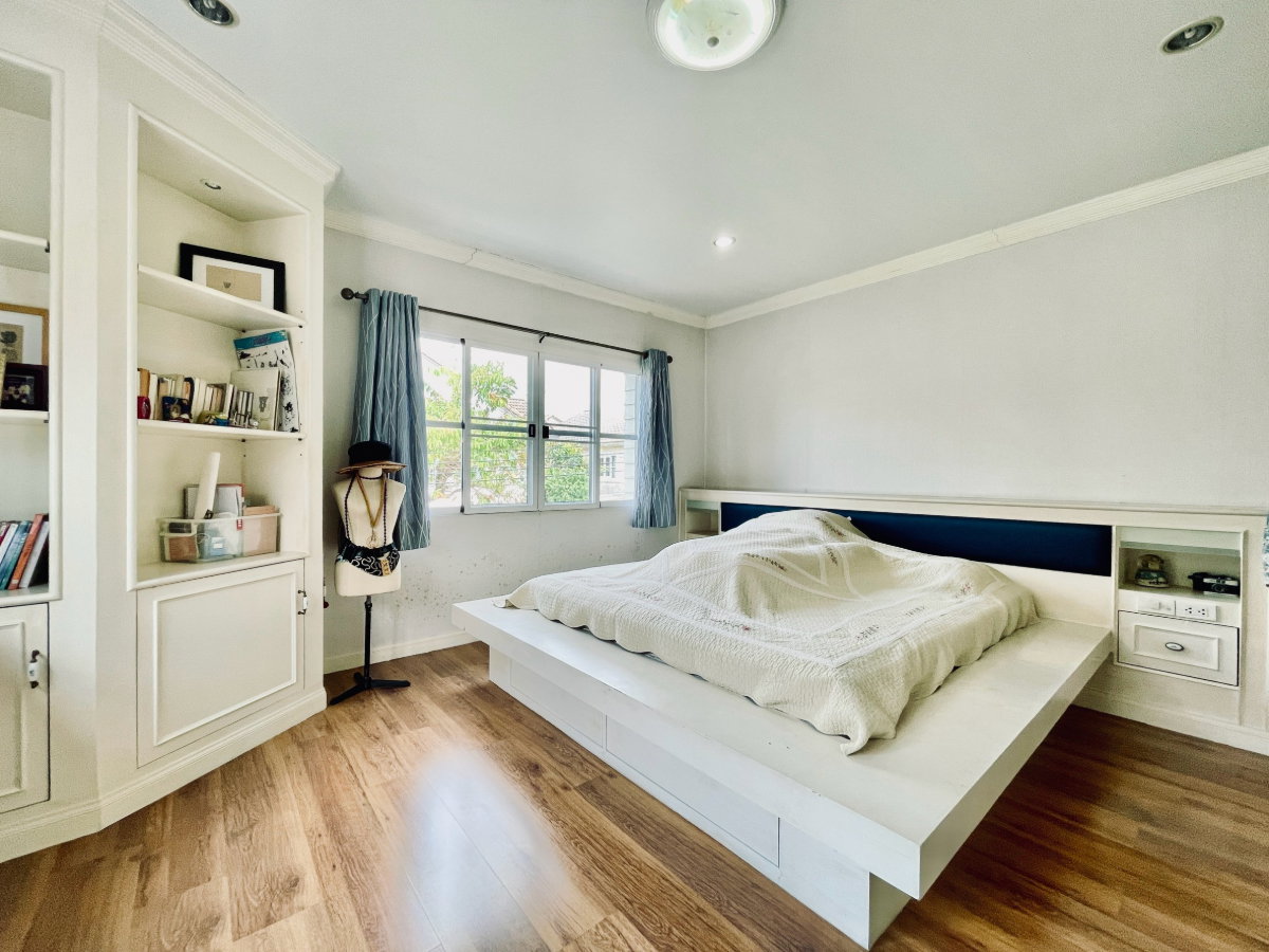 รูป ขายบ้านเดี่ยว หมู่บ้านสกุลธร วัชรพล 2/3 ขนาด 55.5 ตร.ว. ใกล้ถนนตัดใหม่! รีโนเวทใหม่ทั้งหลัง - รูปที่ 8/29