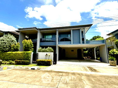 Houses for rent : 4-BR House at Setthasiri-Krungthep Kreetha 2 in Hua Mak (ID 3324078)