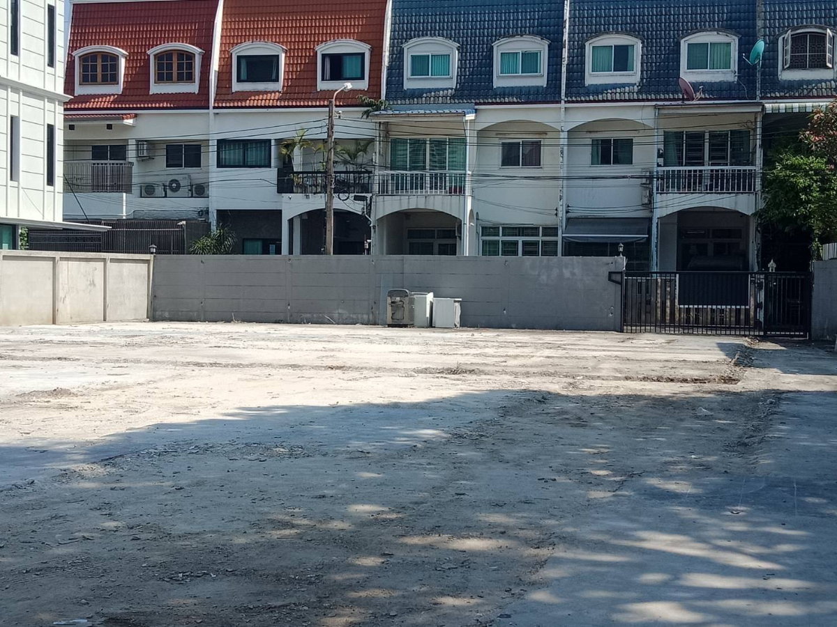 รูป ขาย ที่ดิน เอกมัย สุขุมวิท 65 ซอยชัยพฤกษ์ ขนาด 209 ตร.ว. ใกล้ BTS เอกมัย และ BTS พระโขนง ราคา 82,555,000 บาท - รูปที่ 4/7