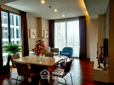 Condos for rent : 15th-Floor 2-BR Quattro By Sansiri Near BTS Thong Lor (ID 3313644)