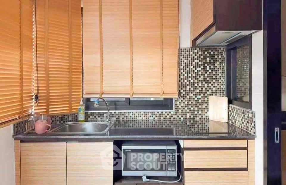picture 1-BR Condo At Hillside Condominium 2 In Nimmanhaemin (ID 3325142) - 5/8