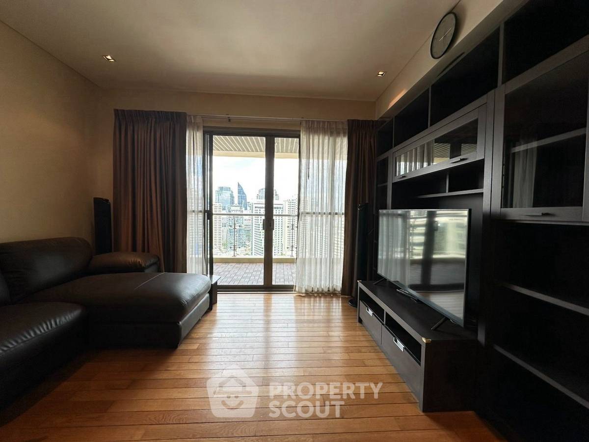 picture 2-BR City Lakes Tower Sukhumvit 16 Near BTS Asoke (ID 3323594) - 1/10