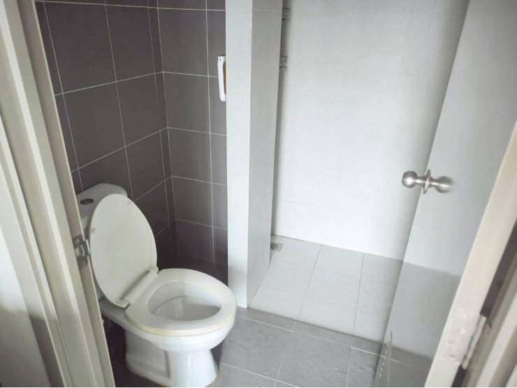 picture Room for sale *close to Bu ðUrgent Saleð - 4/4