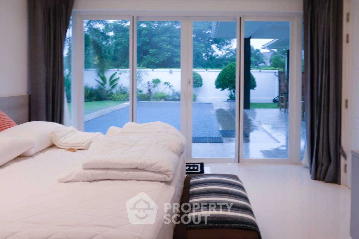 picture Spacious 3-BR Villa At Aria Hua Hin, 180 Sqm (ID 3320104) - 8/27