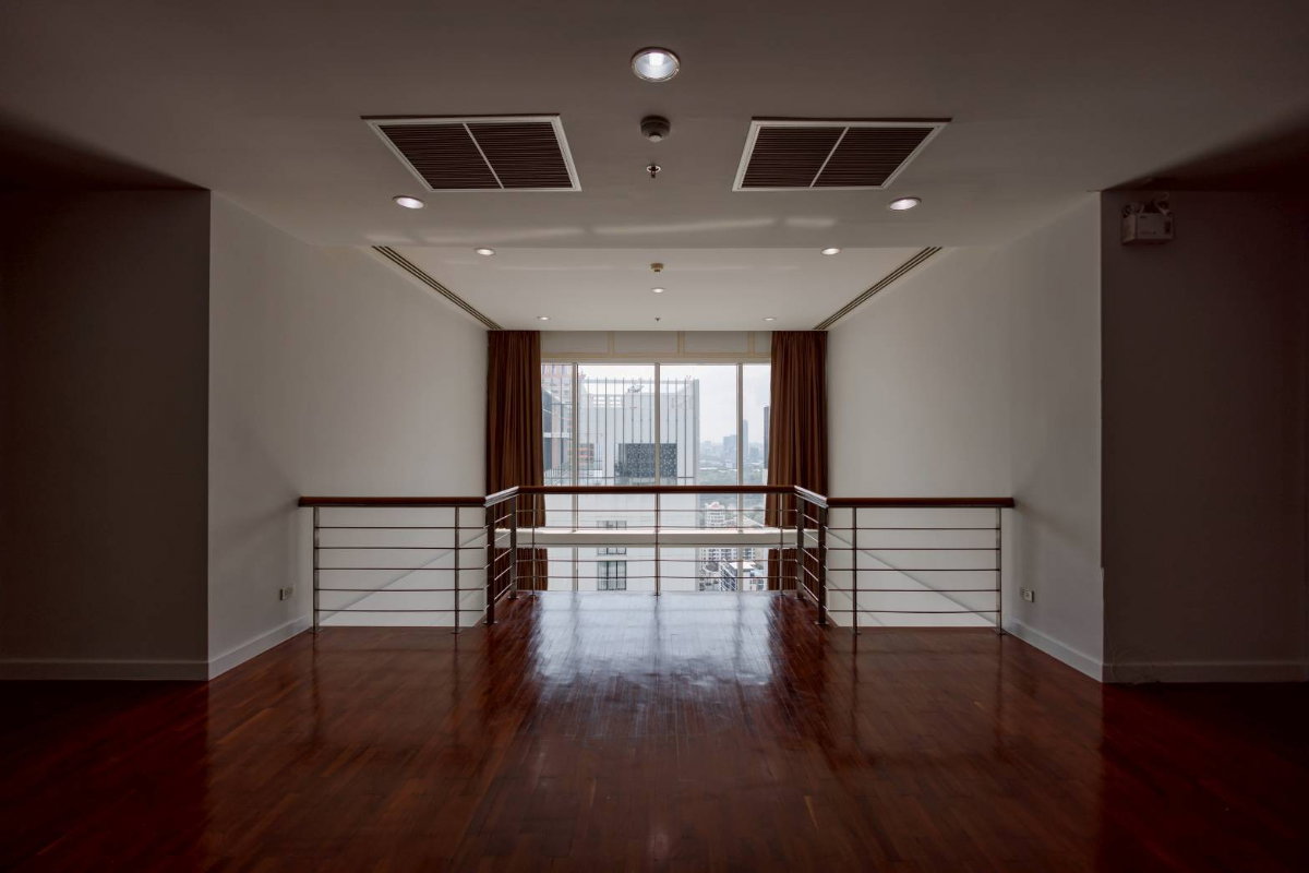 รูป ให้เช่าห้องชุด The Grand Sethiwan Sukhumvit 24 Penthouse 450 ตร.ม 4 นอน 5 น้ำ ชั้น 30 Full Furnished - รูปที่ 15/43