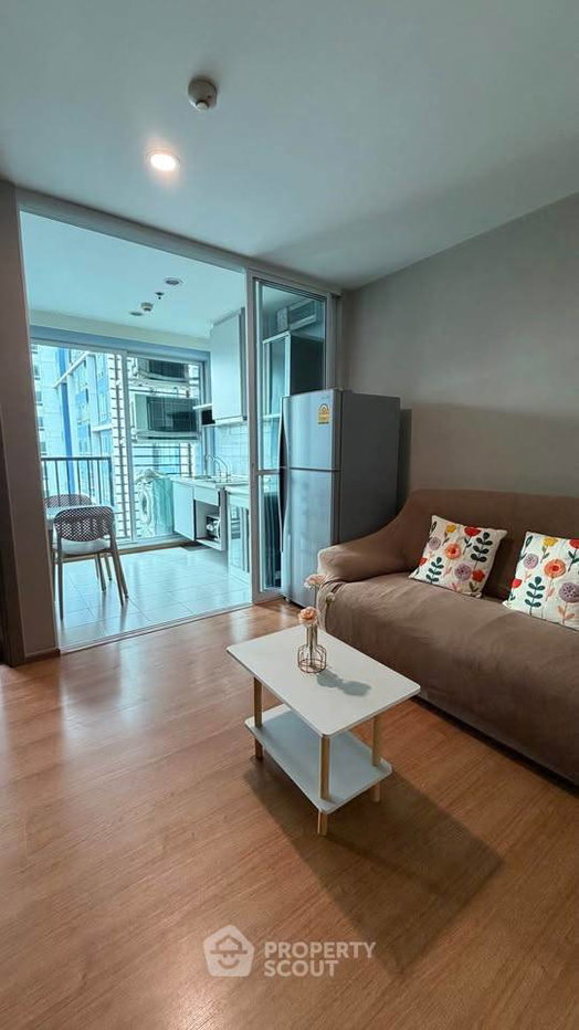 picture 27th-Floor 1-BR Condo At The Base Sukhumvit 77 Near BTS On Nut (ID 3326333) - 1/8