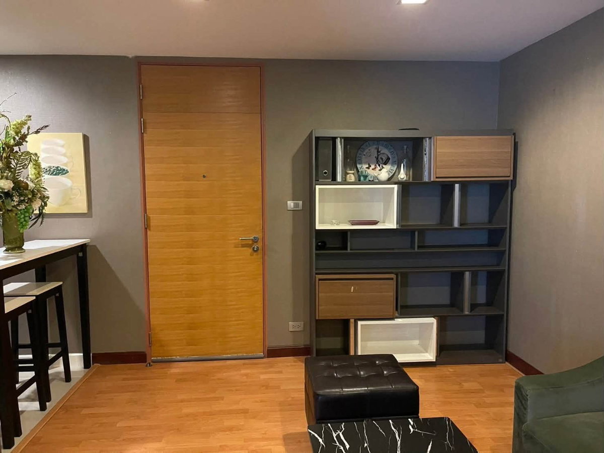 รูป Rent : XVI The Sixteenth condominium ใกล้ MRT-ศูนย์การประชุมแห่งชาติสิริกิติ์ ราคา 19,000 บาท  เฟอร์+เครื่องใช้ไฟฟ้าครบ ติดต่อ Line :@551txomc  - รูปที่ 5/11