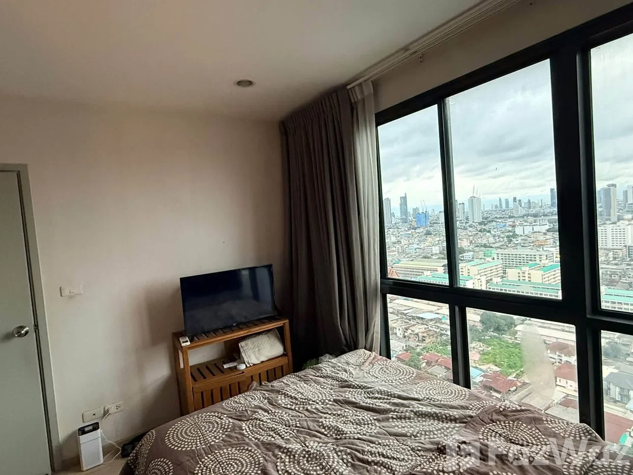 picture 2 Bedroom Corner Unit For Sale 6796373 - 5/8
