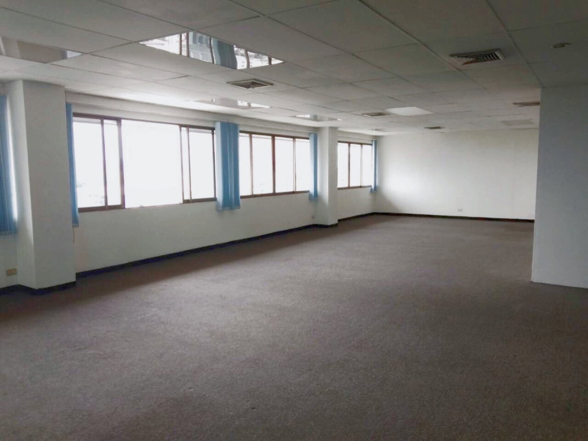 picture #OHR14 Office Space for Rent | THB 450/sq.m. 📍 280 m. from MRT Huai Khwang - 4/4