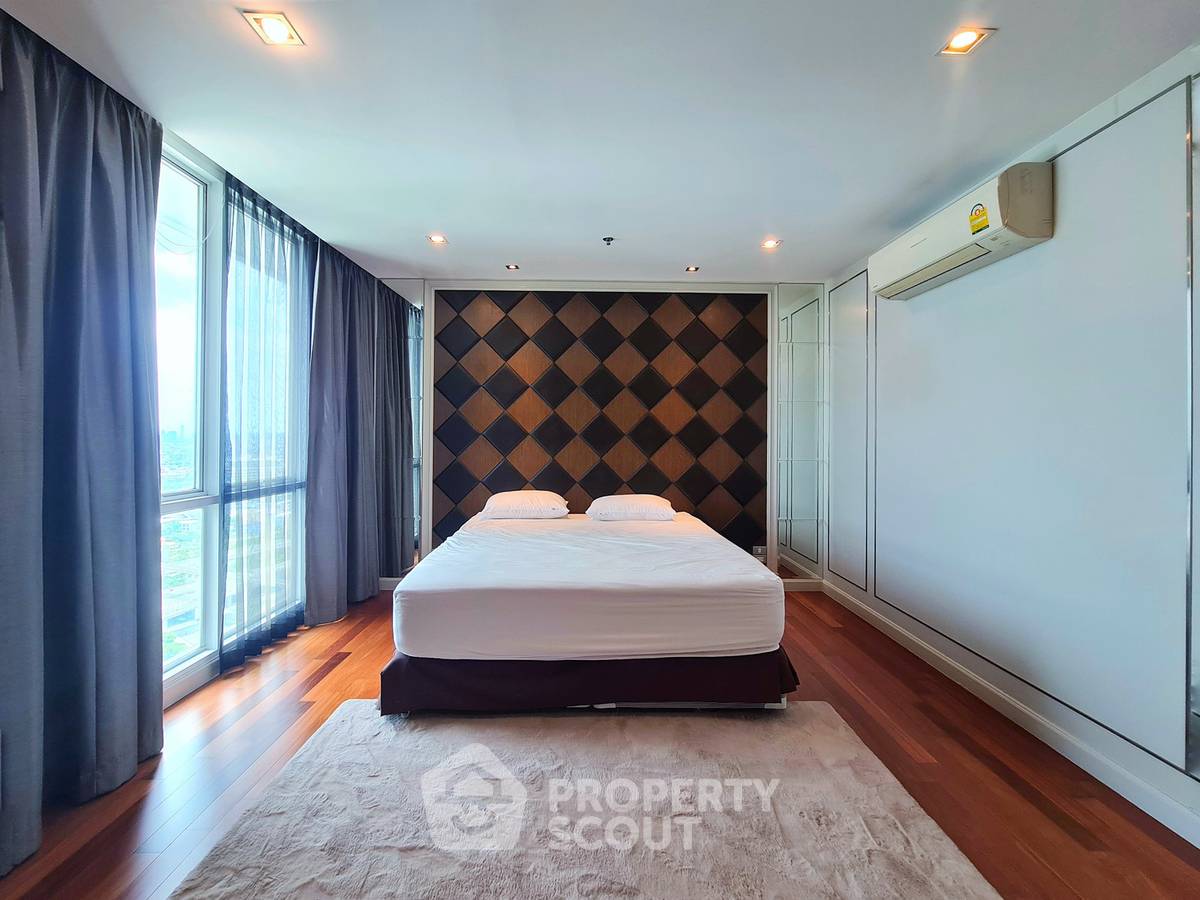 picture 300 Sqm 3-BR Condo At The Fourwings Residence (ID 3173186) - 22/34