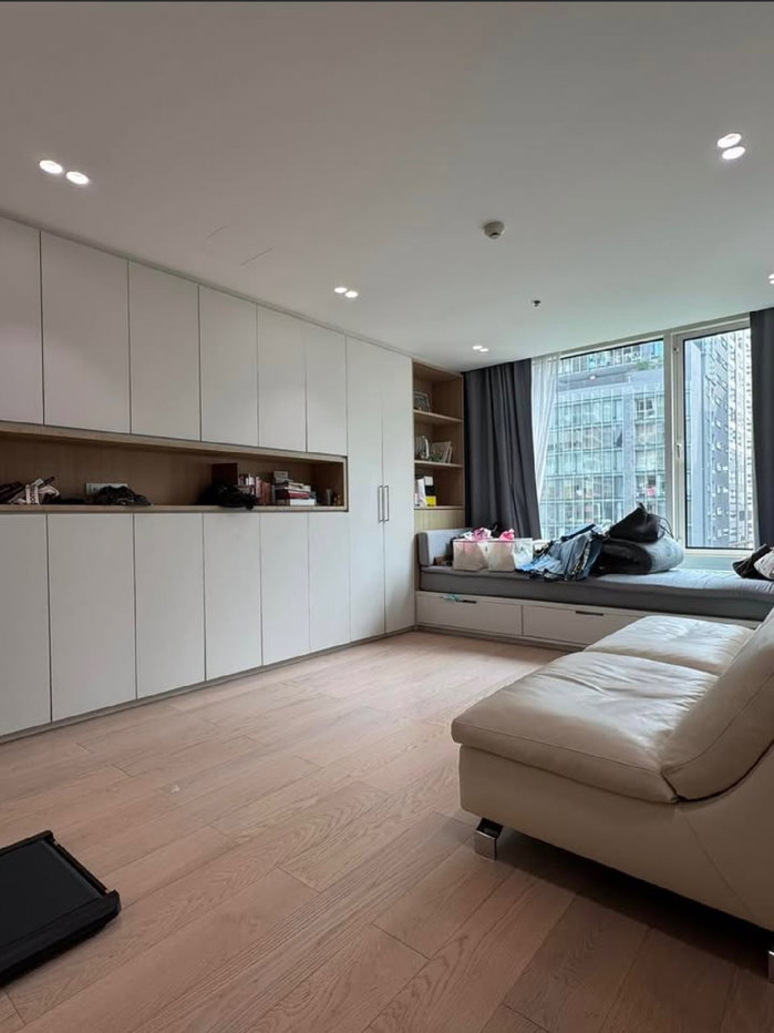 รูป ให้เช่า คอนโดหรู The Royal Saladaeng, 210 ตรม, ชั้น 11 * FULLY FURNISHED* อนุญาตสัตว์เลี้ยง - รูปที่ 13/25