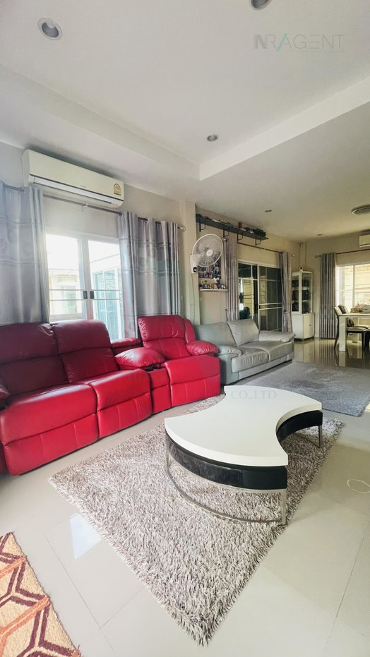 รูป ขายบ้านเดี่ยว โครงการ เลอ นีโอ ทู วงแหวน-ศรีนครินทร์ 2 ชั้น 4 ห้องนอน 3 ห้องน้ำ - รูปที่ 2/8