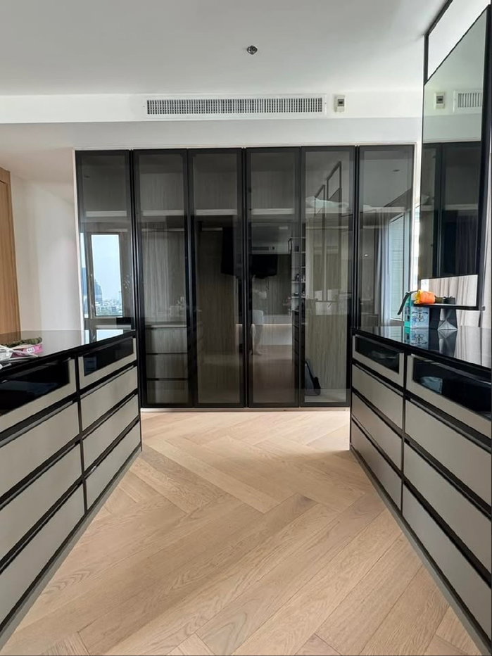 รูป ให้เช่า คอนโดหรู The Royal Saladaeng, 210 ตรม, ชั้น 11 * FULLY FURNISHED* อนุญาตสัตว์เลี้ยง - รูปที่ 8/25