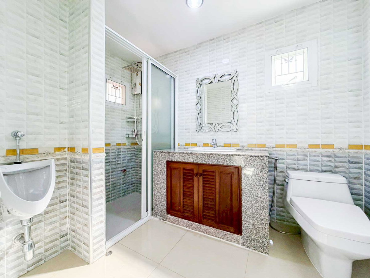 รูป ขาย บ้านเดี่ยว 2 ชั้น หมู่บ้านชลลดา สายไหม 34 56 ตรว - รูปที่ 9/21